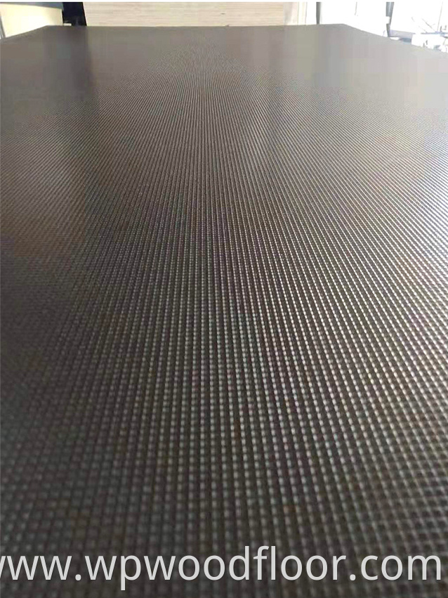 ANTI-SLIP FILM FACED PLYWOOD